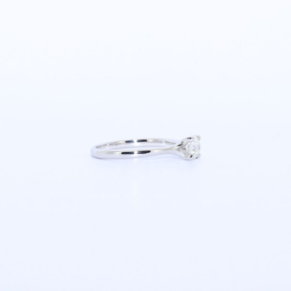 SOLITARIO PLATINO CON BRILLANTE - Imagen 5
