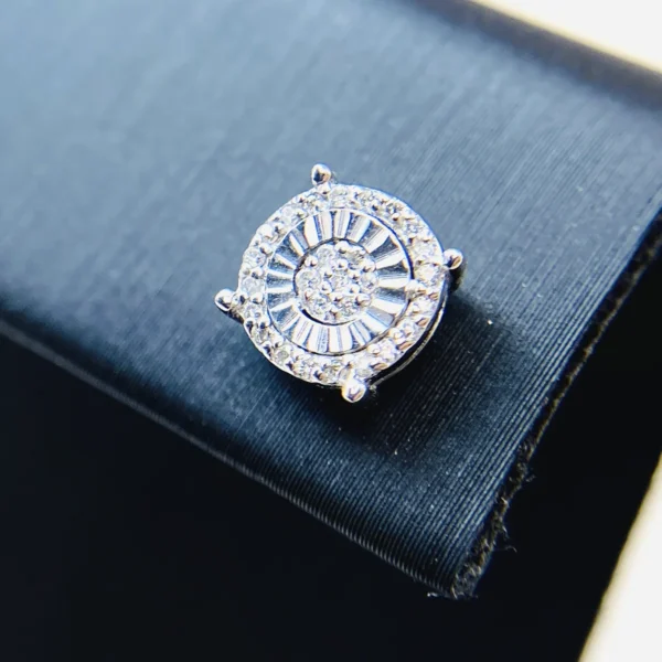 PENDIENTES ORO BLANCO CON PUNTAS DE DIAMANTE - Imagen 2