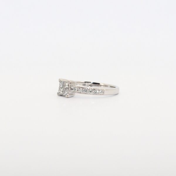SOLITARIO ORO BLANCO CON DIAMANTES - Imagen 3