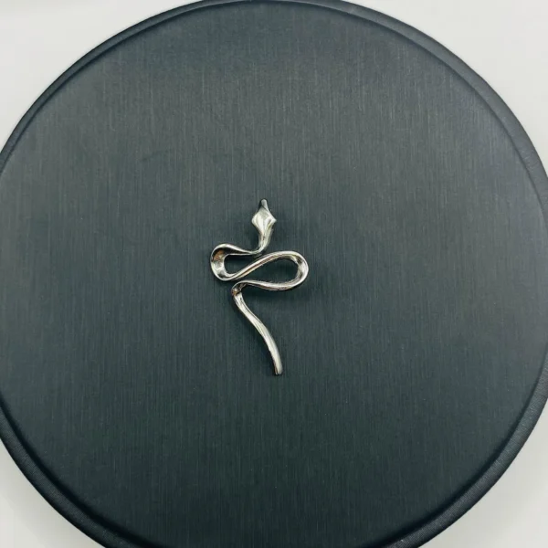 DIJE SERPIENTE EN ORO BLANCO - Imagen 3