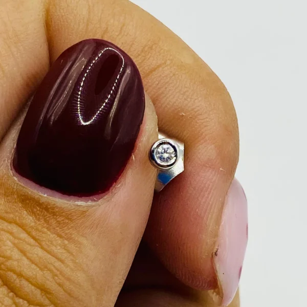 PENDIENTES ORO BLANCO CON BRILLANTE - Imagen 4